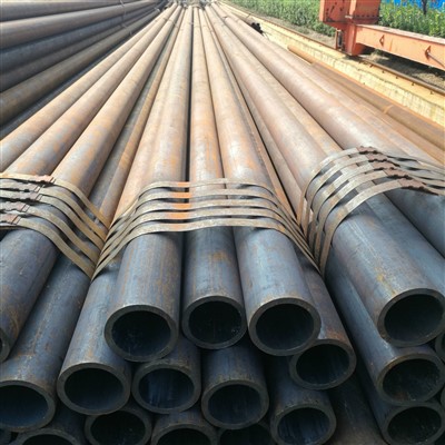 Q235b bezšuvju oglekļa tērauda caurule